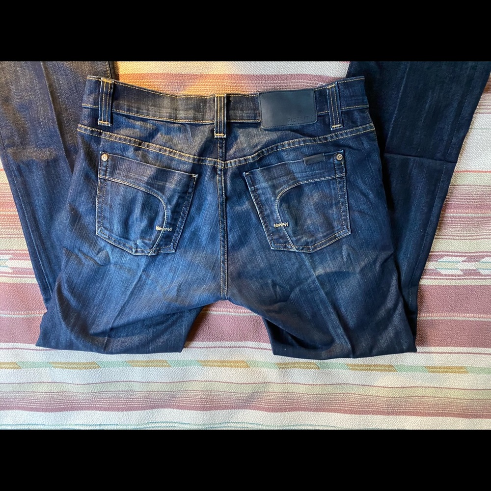 Fidelity Size 34